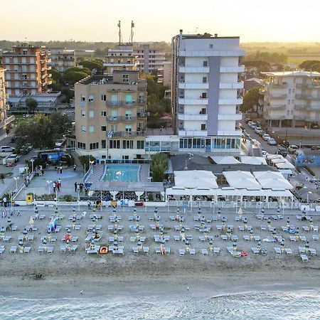 Bikini Tropicana Family Hotel Lido Di Savio Εξωτερικό φωτογραφία
