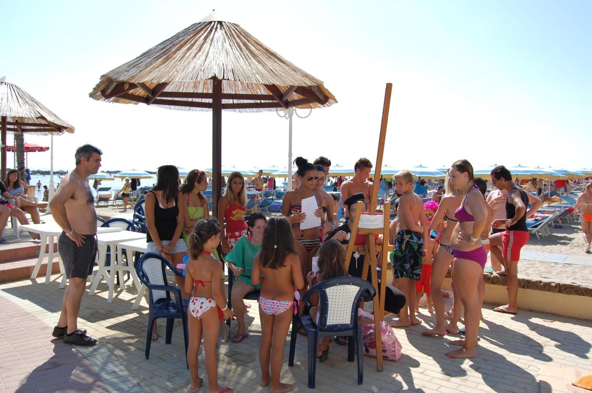 Bikini Tropicana Family Hotel Lido Di Savio Εξωτερικό φωτογραφία